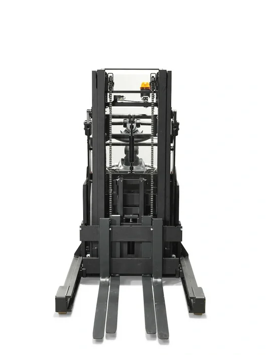 BT Staxio SPE120XRD, electric stacker with reach mast, double load handling, platform, and side guards. Product photo taken from the front.
