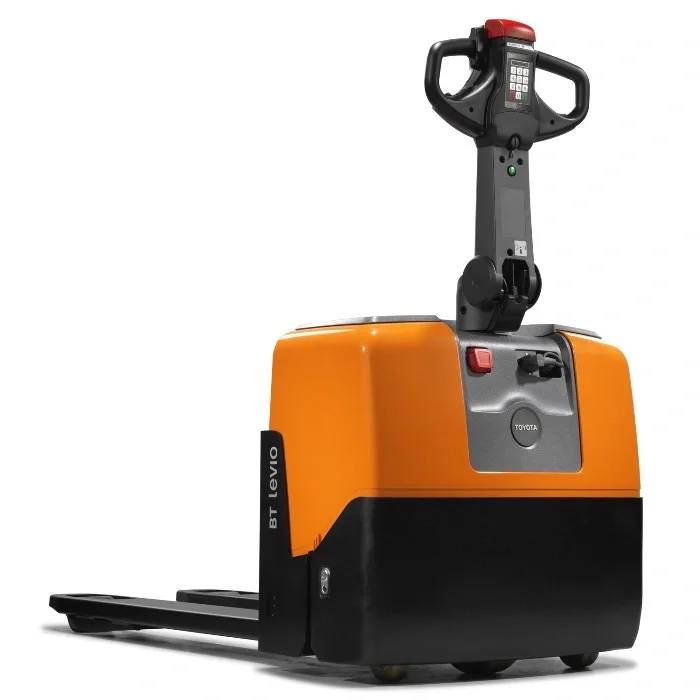 BT Levio LWE130 powered pallet truck, electric walkie low-lifter. Product photo taken from the side. 
