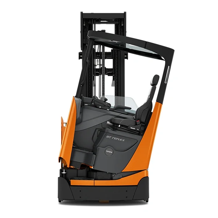 BT Reflex RRE160HE reach truck with tilting cab. Product photo from the front.