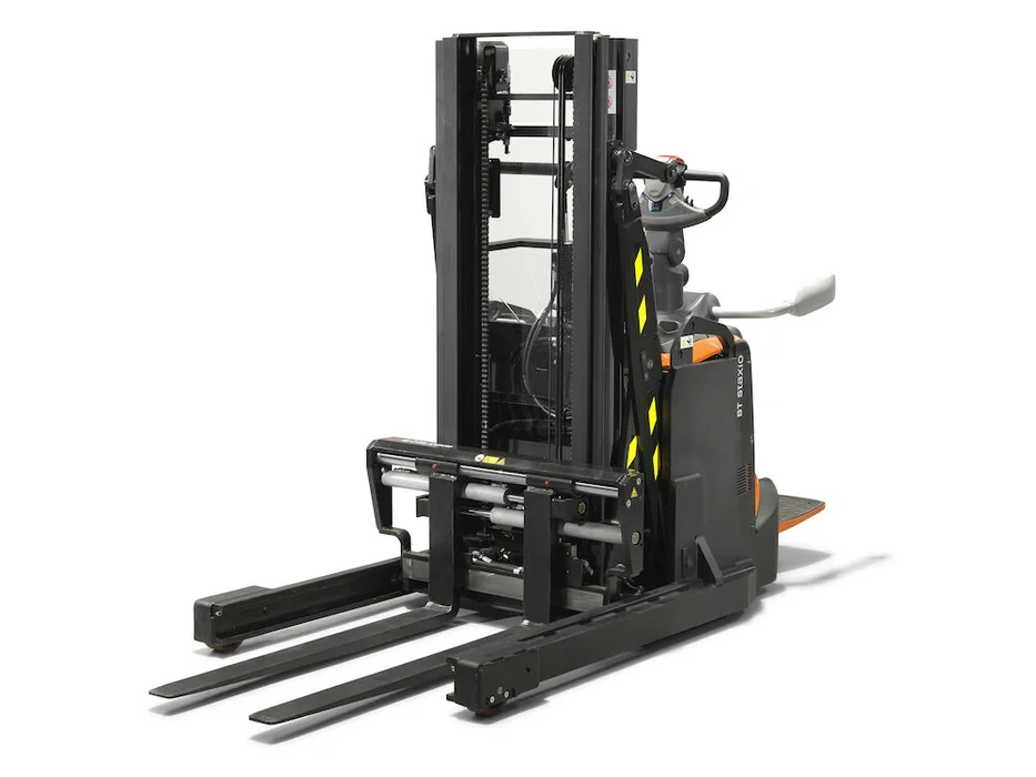 BT Staxio SPE120XR, electric stacker with reach mast, platform, and side guards. Product photo taken from the front at an angle.