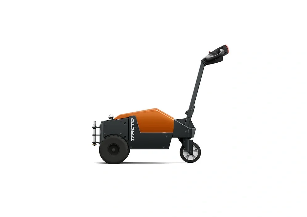 Tracto TWE200, walkie tow tractor. Product photo from the side. 