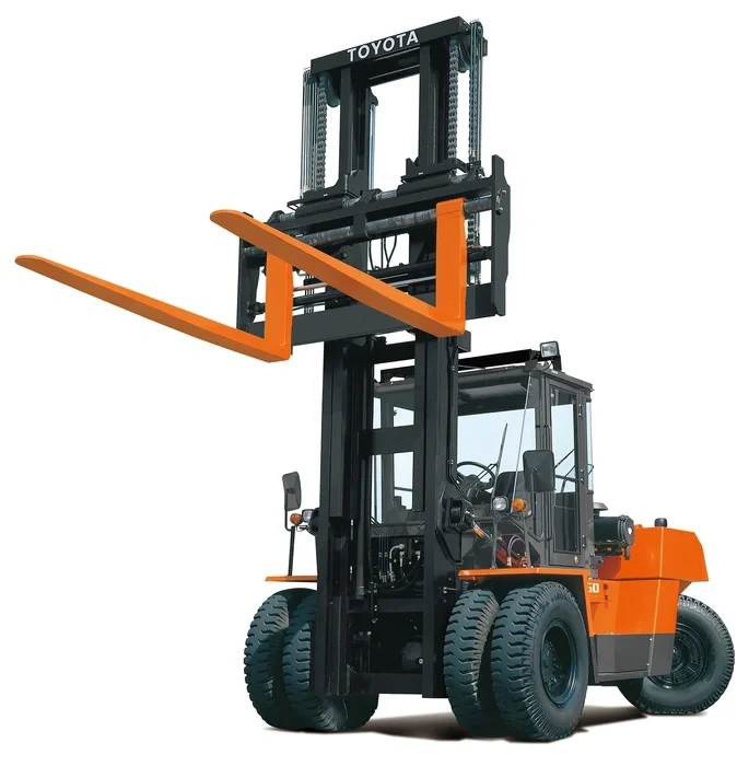 Engine-powered forklift Toyota 4-series, 4FD160 with forks raised. 