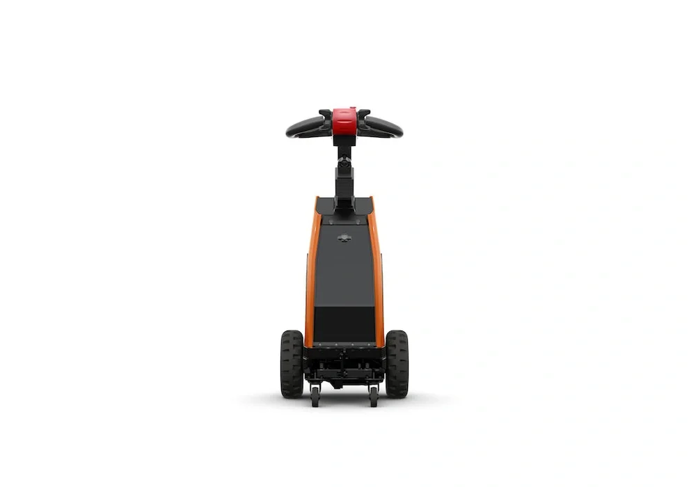 Tracto TWE120, walkie tow tractor. Product photo from the front. 