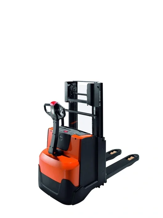 BT Staxio SWE200D, electric walkie stacker with double load handling. Product photo taken from the back at an angle.