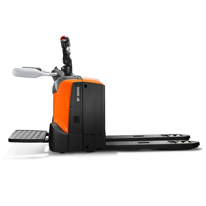 BT Levio LPE200B powered pallet truck, electric low-lifter with platform and sideguards. Product photo taken from the side. 