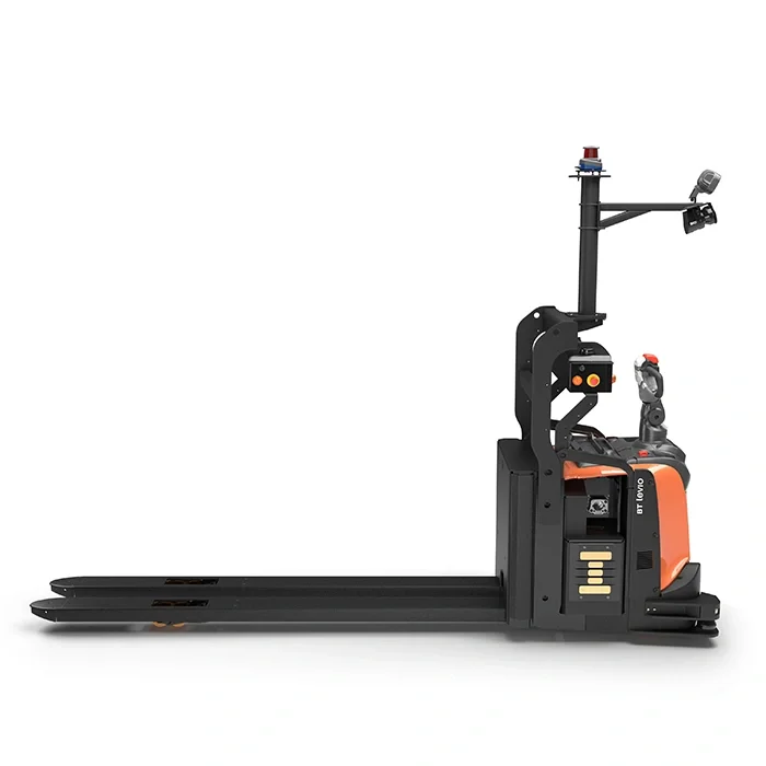 BT Levio LAE250, for horizontal moving in automated logistic solutions. Product photo taken from the side. 