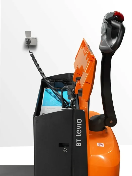 BT Levio LWE140 powered pallet truck, electric walkie low-lifter. Details photo of lithium-ion charging.