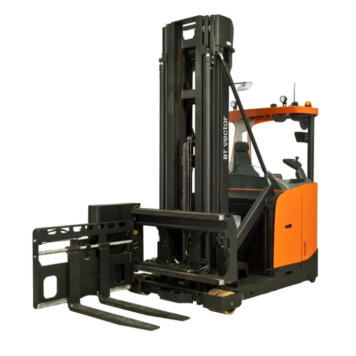 BT Vector VRE150, man down, very narrow aisle truck. Product photo taken from the side.