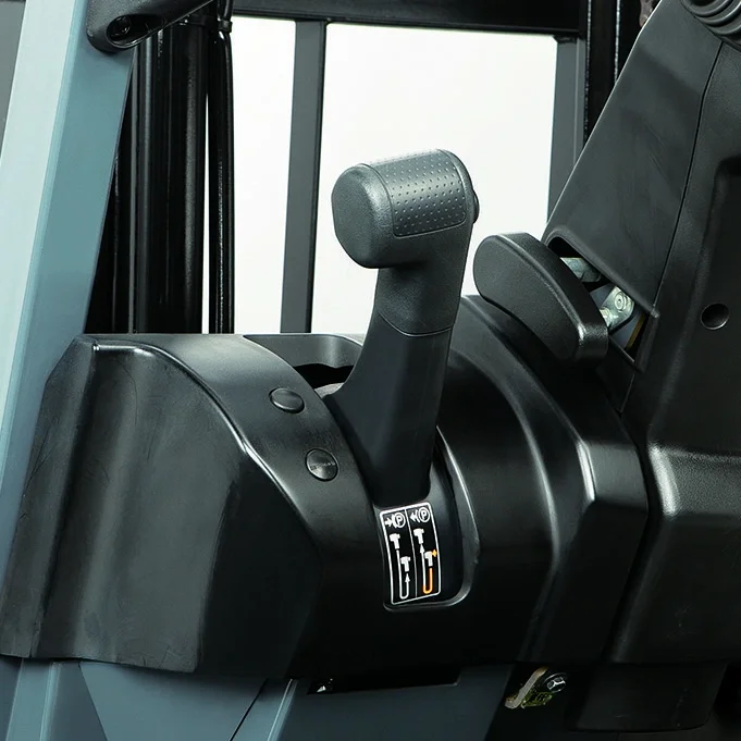 Electric counterbalanced forklift Toyota 8-series, 8FBN operating lever